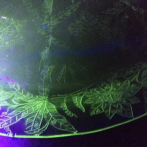 Vtg Vaseline Green Depression Glass Floral Poinsettia Oval Tray Plate Jeanette - Picture 1 of 11