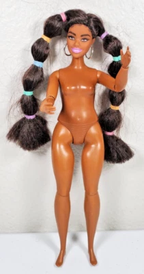 Muñeca Barbie Mattel 2019 talla grande curvilínea articulada posable Foto 1 de 4
