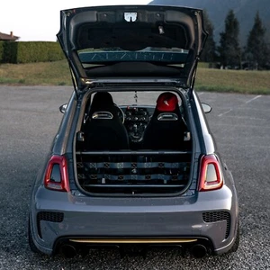 Barra posteriore superiore vero Carbonio MC Custom 500/595/695 Abarth senza rete - Foto 1 di 7