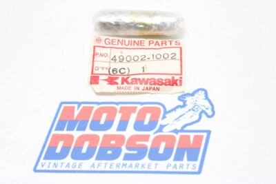 Kawasaki KZ1000 KLR650 49002-1002 GUIDE,EXHAUST VALVE Cylinder Head - Image 1 of 4