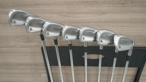 Titleist Dci990 Iron Set of 7 4-9.P DG S400 #76MA1339 - Picture 1 of 8