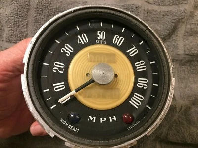 Velocímetro Smiths Austin Cambridge 100 MPH 4 pulgadas SN6129 1152. Has76120 millas Foto 1 de 4