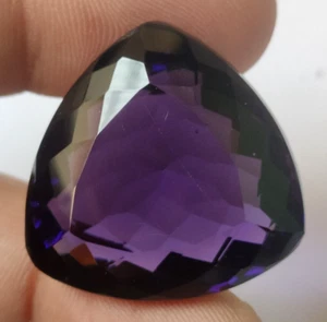 Amatista púrpura grande 82,75 quilates Piedra preciosa suelta de corte trillón para colgante y anillo - Imagen 1 de 6
