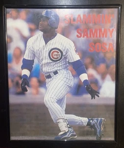 Quadro con cornice Slammin’ Sammy Sosa stampa home run swing 8”x10” - Foto 1 di 2