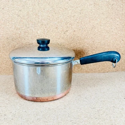 Revere Ware 4 Quart Sauce Pan Pot with Lid Vintage Copper Bottom Stainless 93e - Image 1 of 4
