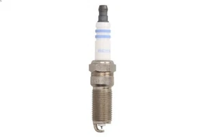 Bougie d'allumage BOSCH 0 242 236 678 pour FORD MONDEO IV Van 2.0 2010-2014 - Picture 1 of 5
