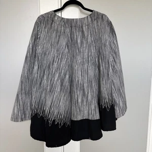 Neu mit Etikett $ 498 Jane Mohr Dress to Kill schwarz weiß Grafik Swing Mantel Jacke Poncho Einheitsgröße - Bild 1 von 6