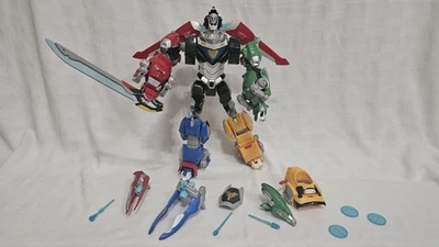 Voltron Legendary Defender - Juego completo de 5 leones + mini figuras y accesorios Foto 1 de 2