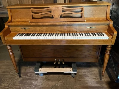 Kawai Japanese Upright Acoustic Piano - Semi-Professional-In Excellent Condition - Image 1 of 4