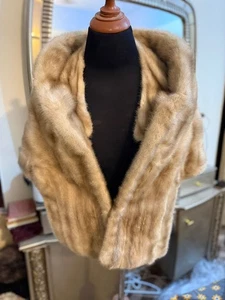 Vintage Real Mink Fur Stole Shawl Wrap – Light Golden Beige – Soft Luxury Fur – - Picture 1 of 10