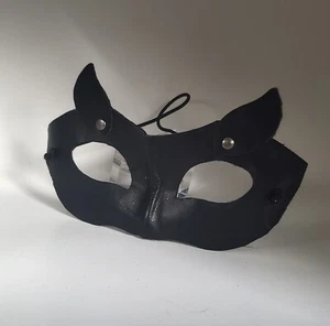 Hand Made Black Cosplay Renaissance Mask - Picture 1 of 7