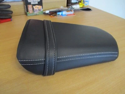 ASIENTO ORIGINAL ROYAL ENFIELD RAU00023/C SUPER METEOR 650 Foto 1 de 4