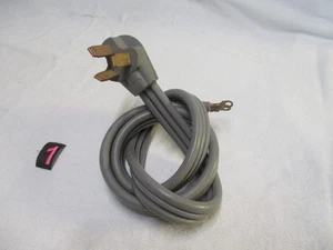 Alter Backofen Herd Elektrischer Trockner 220 V Netzkabel 3-poliger Stecker 4 Fuß 2/6 & 1/8 SRDT - Bild 1 von 11