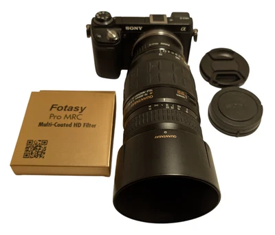 Lente teleobjetivo zoom Sony E-mount adaptado QUANTARAY 70-300 mm F/4-5,6 LD. Foto 1 de 4