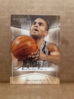 2004-05 TONY PARKER FLEER SKYBOX AUTOGRAPHICS #26 CARD SPURS HORNETS FRANCE - Image 1 of 2