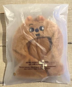 Traje de Peluche Stray Kids 5th Fanmeetin HAN QUOKKA Skzoo 10 cm SKZ 5'CLOCK Kpop Nuevo - Imagen 1 de 2