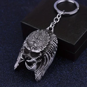 Predator Alien Keyring Chain Gold Silver Mask Face Men Women Unsex Gift - Picture 1 of 10