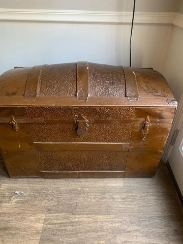 ANTIQUE LARGE DOME TOP CHEST Cover
