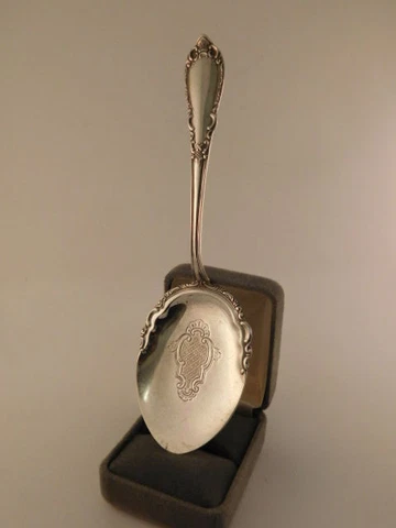 830 FINE SILVER EDEL PASTRY DESSERT SERVING GUNNER AASE M NILSSEN SCANDINAVIAN Cover