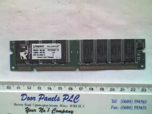 Kingston KVR133X64C3/256 256MB 3.3v 168pin SIMM Memory - Working - Image 1 of 3