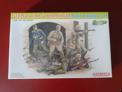 New Dragon Models 1/35 German Fallschirmjager Monte Cassino 1944 Figures - Image 1 of 2