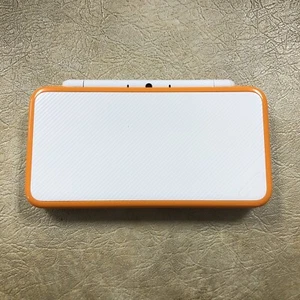 Nintendo 2DS XL Console - White/Orange Tested Works W Stylus And Charger - Picture 1 of 8