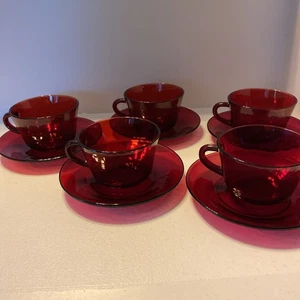 Ancien jeu de 5 soucoupes tasses ANCRE JARRET verre dépression ROYAL RUBY rouge - Photo 1/6