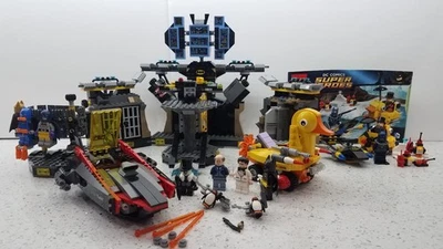 ❤️LEGO Super Heroes 70909 Batman Movie Batcave Break-In & 76010 Penguin Face off - Image 1 of 4
