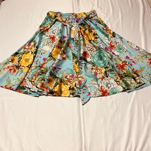 Falda de pedernal y musgo floral lazo cintura elástica círculo fluido midi talla M verde azulado - Imagen 1 de 10