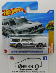Hot Wheels Volvo 240 Drift Wagon silber 2025 NEU JBB40 Hotwheels Short Card Dog - Bild 1 von 1