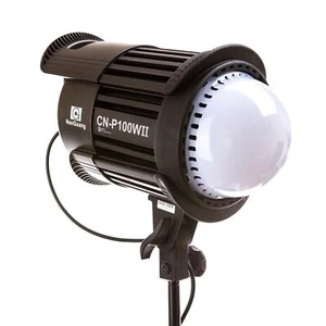 NanGuang CN-P100WII LED Studio Fresnel Spotlicht dimmbar mit Netzkabel - Bild 1 von 6