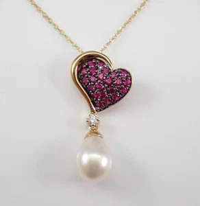 2Ct Round Cut Lab-Created Red Ruby Heart Vintage Pendant 14K Yellow Gold Plated - Picture 1 of 6