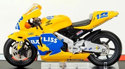 Honda RC211V Troy Bayliss 2005 Scala 1:24 Modellino Classe MotoGP Numero 12 - Immagine 1 di 4