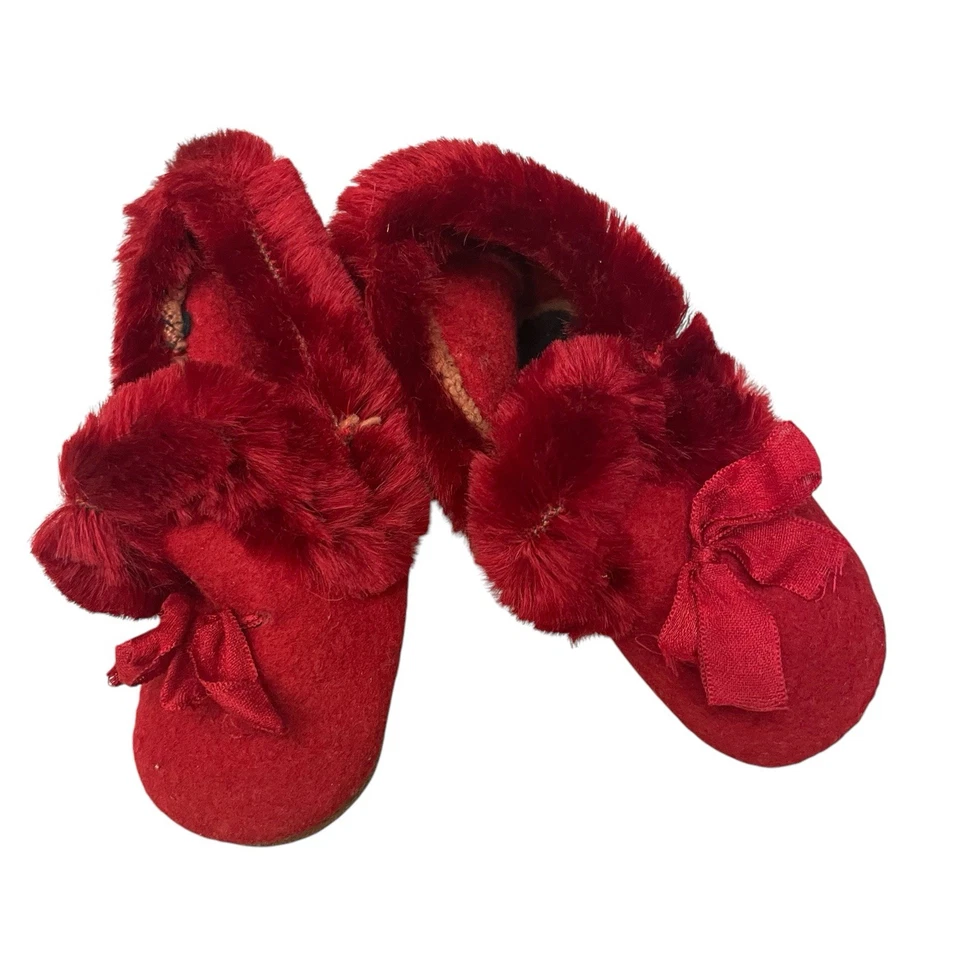 Edwardian Victorian Children Shoes Red Felt, Faux Fur,  Slippers Size 3.5 - Image 1 of 4