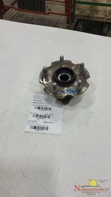 Cojinete de rueda de buje trasero Toyota RAV4 2015 AWD Foto 1 de 4