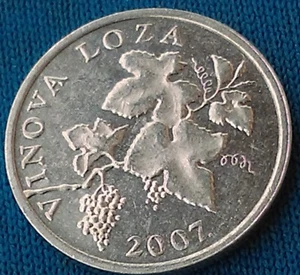 2 Lipe 2007. Croatian coin, Croatian text - VINOVA LOZA, Aluminium coin ! - Picture 1 of 2
