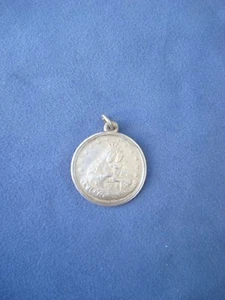 VECCHIA MEDAGLIA ARGENTO-RICORDO INCORONAZIONE MADONNA DEL CAVONE-MIANO 1957 - Picture 1 of 2