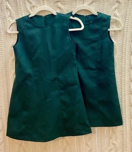 2 Flynn O’Hara Solid Green Jumper Uniform Dresses Sizes 6 & 7 Girls Bundle - Picture 1 of 8