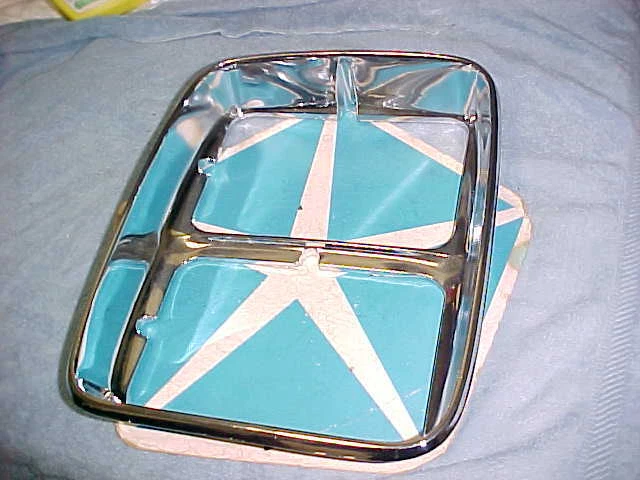 1978 1979 Chrysler Cordoba RH Headlight Door Bezel NOS Mopar 4016120 - Image 1 of 1