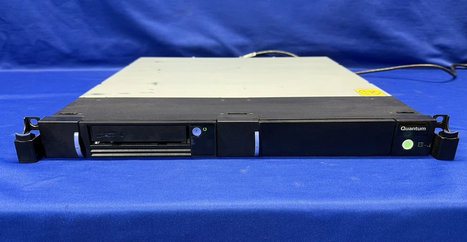 Quantum LTO Ultrium 6-H 12X5251 IBM Tape Drive 7226 1U3 Enclosure Powers On Read - Image 1 of 4