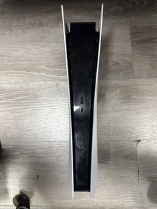 FÜR ERSATZTEILE/DEFEKT Playstation 5 PS5 Digital Konsole CFI-1015B - tot LESEN - Bild 1 von 8