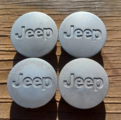 Juego de 4 tapas centrales Jeep Grand Cherokee Compass, gris, 2006-2017, p/n 5HT59TRMAB Foto 1 de 3