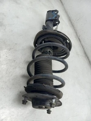 04-08 TOYOTA SOLARA SLE 3,3 L TRACCIÓN DELANTERA EN EL LADO DEL CONDUCTOR PUNTAL DELANTERO  Foto 1 de 4