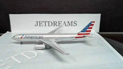 1/400 AMERICAN AIRBUS A330-200 2013'S COLORES N288AY AEROCLÁSICOS Foto 1 de 4