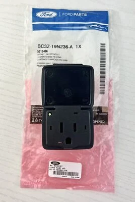 Enchufe de toma de corriente trasera para consola central Ford Lincoln 110 V 150 W OEM BC3Z-19N236-A Foto 1 de 4
