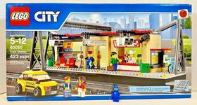 LEGO (60050) City: Train Station - New Sealed Retired Car Town Building Modular