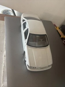 Jada Dub City 1996 Chevy Impala SS 1/24 Scale Diecast Car Chevrolet Lowrider - Picture 1 of 9