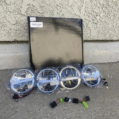 Farol de LED 5,75 polegadas 5/3 4, 12V/24V universal luz do dia comutação alta/baixa 50W - Imagem 1 de 4