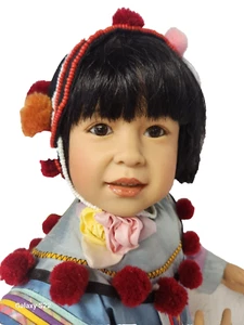 Muñeca artista vinilo Sissel Skille "Rashanee" de Tailandia rara 25" Gotz Alemania - Imagen 1 de 23