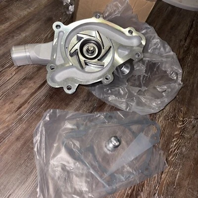 Bomba de agua AW7160 para Dodge RAM Durango Dakota 1999-2003 3,9 L 5,2 L 5,9 L 53021018 Foto 1 de 4